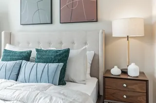 Short-Term Rentals project thumbnail 20