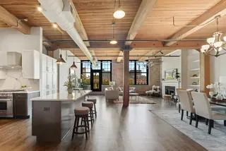 Short-Term Rentals project thumbnail 23
