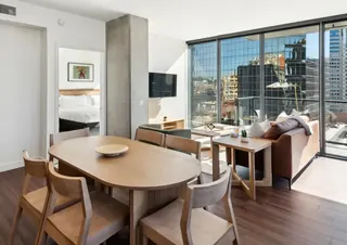 Short-Term Rentals project thumbnail 24